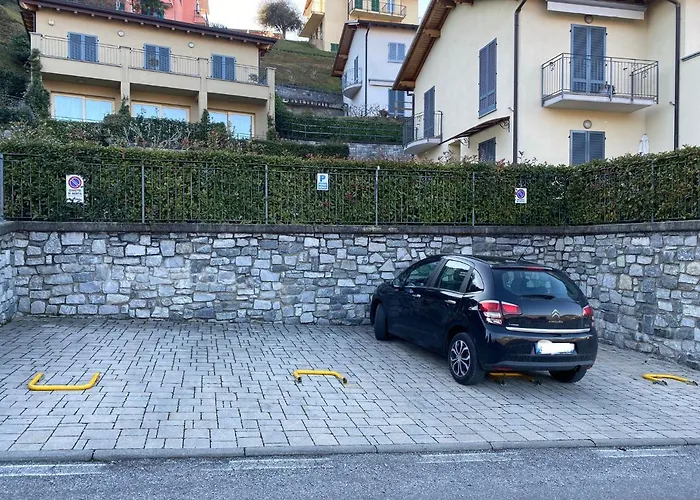 Дом отдыха Flat - View & Balcony, Near The Center