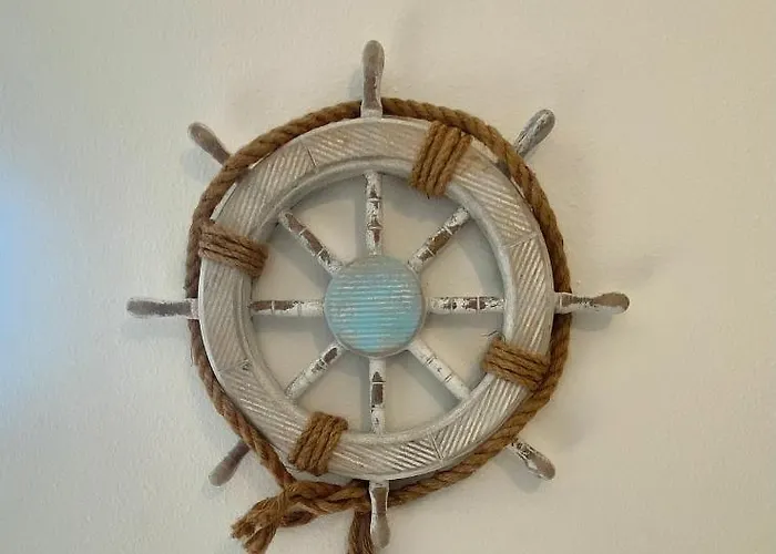 Дом отдыха Flat - View & Balcony, Near The Center