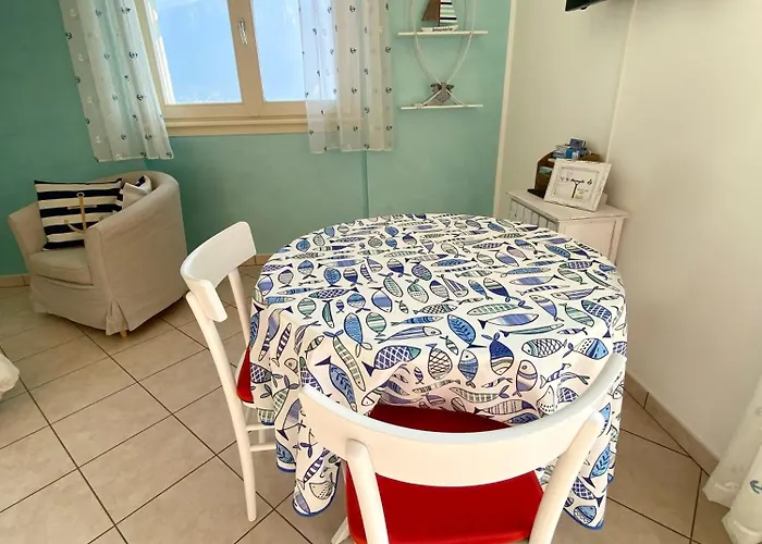 Дом отдыха Flat - View & Balcony, Near The Center Белладжо