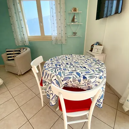 Ferienhaus Flat - View & Balcony, Near The Center Bellagio